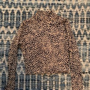Leopard turtle neck long sleeve
